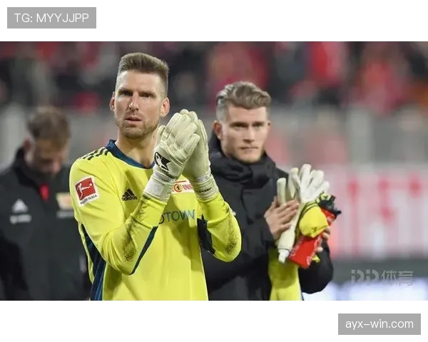 维也纳德比战火重燃：宿敌交锋引爆球场，球迷激情助威火药味弥漫