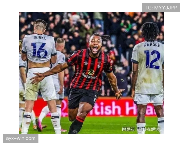 英超热战：森林新星闪耀赛场，赛季表现引多方关注