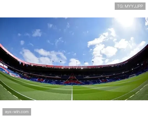 科利塞乌姆主场迎盛大赛事，球队状态回暖引球迷热切期待