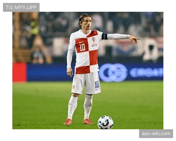 莫德里奇率克罗地亚稳扎稳打，世界杯再掀辉煌篇章