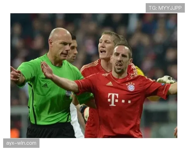 拜仁慕尼黑关键战崩盘，表面强势实则问题藏不住了