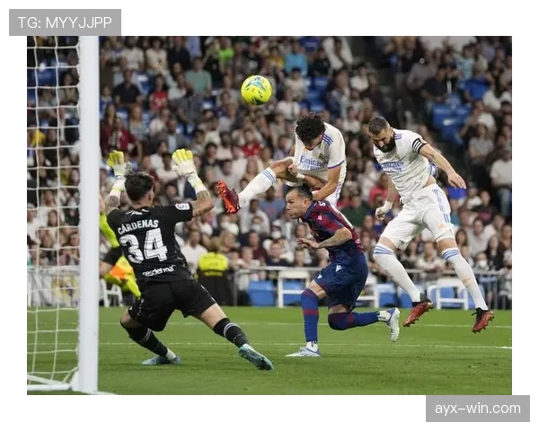 本泽马从欧冠拼图到五冠核心的冠军进阶史