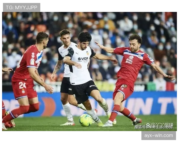 瓦伦西亚传统强队光环消退，对西甲竞争格局与球队影响力带来变化